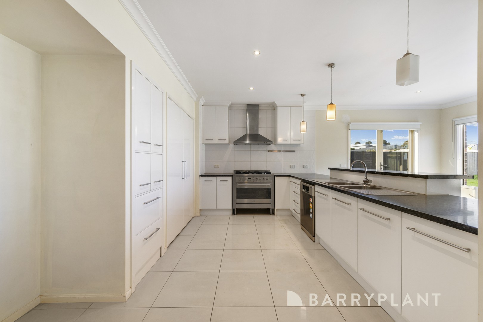 72 Hindmarsh Drive, Manor Lakes, VIC 3024, Manor Lakes - Thumbnail 8