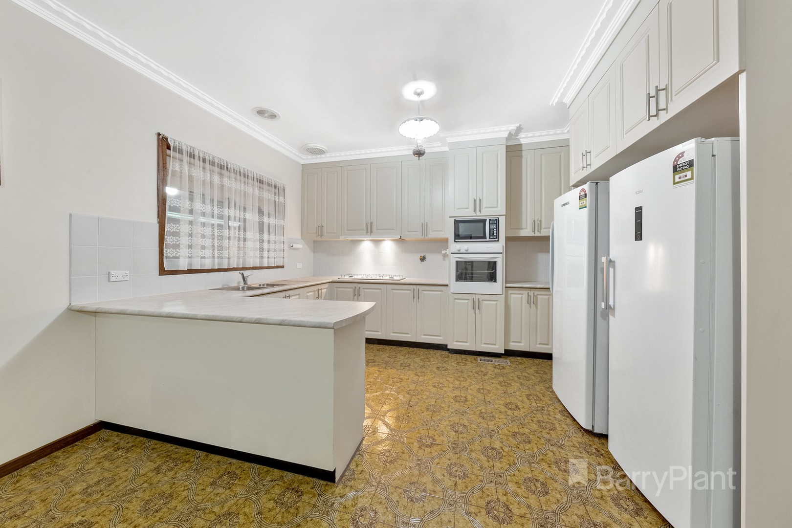 72 Lester Avenue, St Albans, VIC 3021, St Albans - Thumbnail 4
