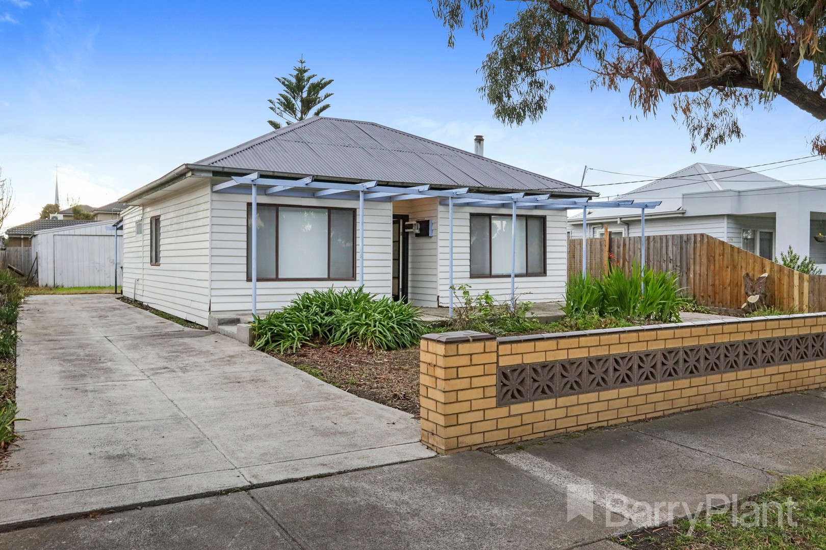 72 Mclaughlin Street, Ardeer, VIC 3022 - Thumbnail 1 - 04/06/2025