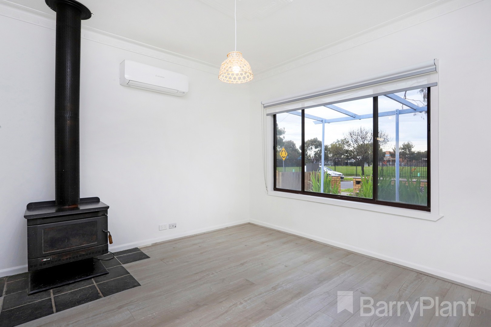 72 Mclaughlin Street, Ardeer, VIC 3022, Ardeer - Thumbnail 4
