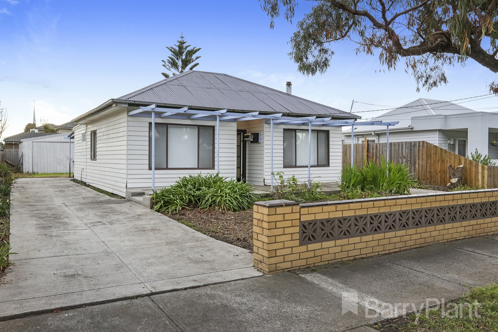 72 Mclaughlin  Street, Ardeer, VIC 3022, Ardeer - Thumbnail 2