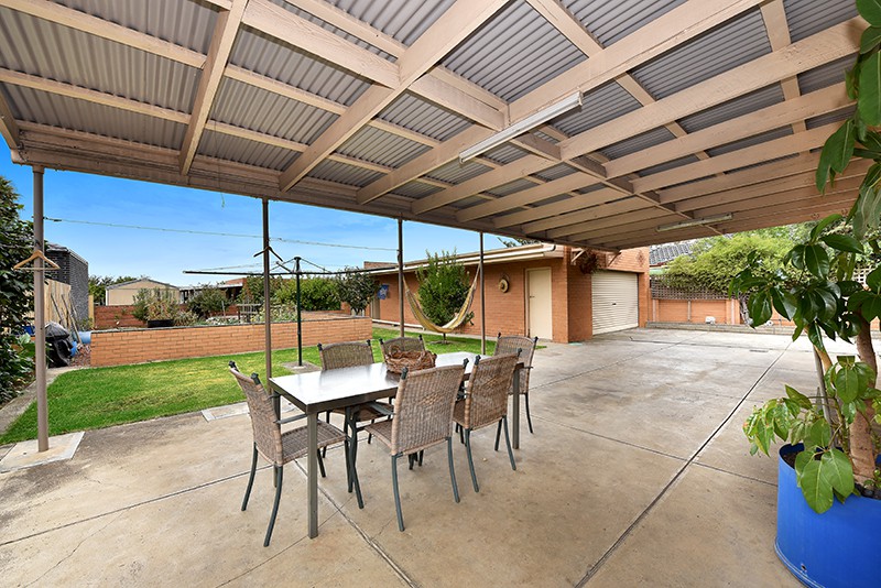 72 McNamara Avenue, Airport West, VIC 3042, Airport West - Thumbnail 3