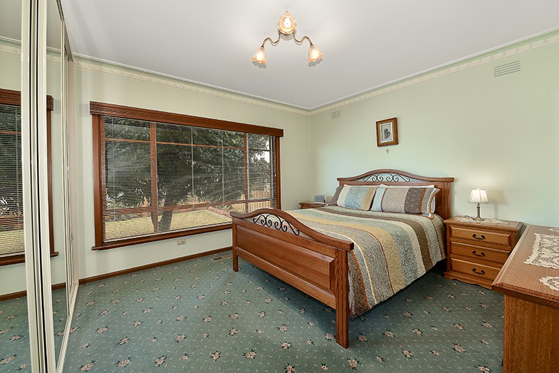 72 McNamara Avenue, Airport West, VIC 3042, Airport West - Thumbnail 5