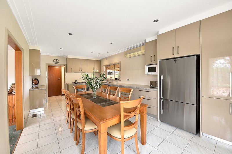 72 McNamara Avenue, Airport West, VIC 3042, Airport West - Thumbnail 8
