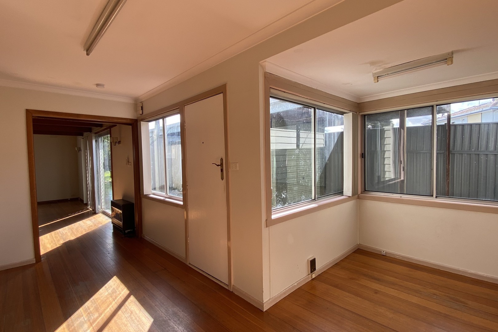 72 Miranda Road, Reservoir, VIC 3073, Reservoir - Thumbnail 7