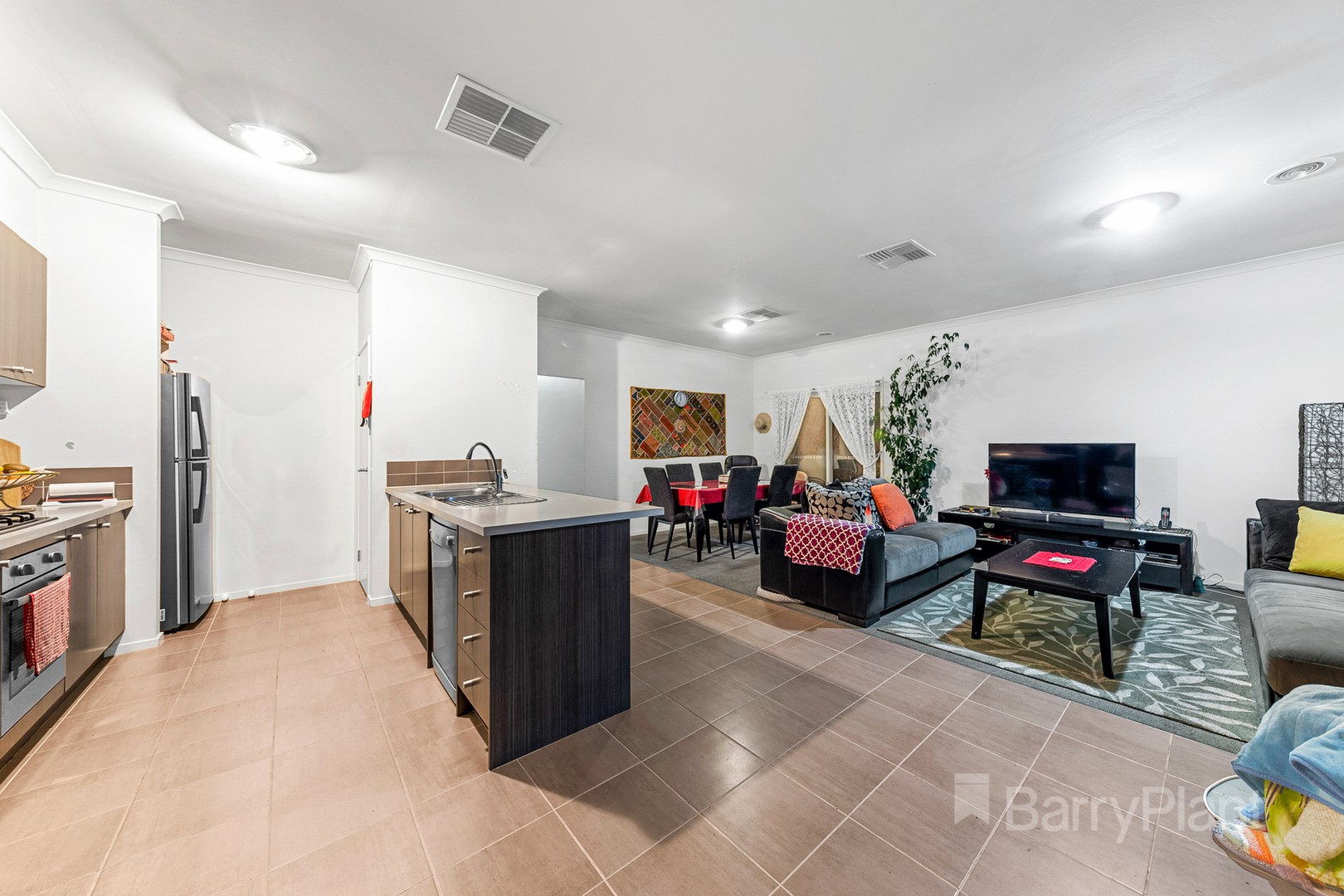72 Moondani Avenue, St Albans, VIC 3021, St Albans - Thumbnail 3