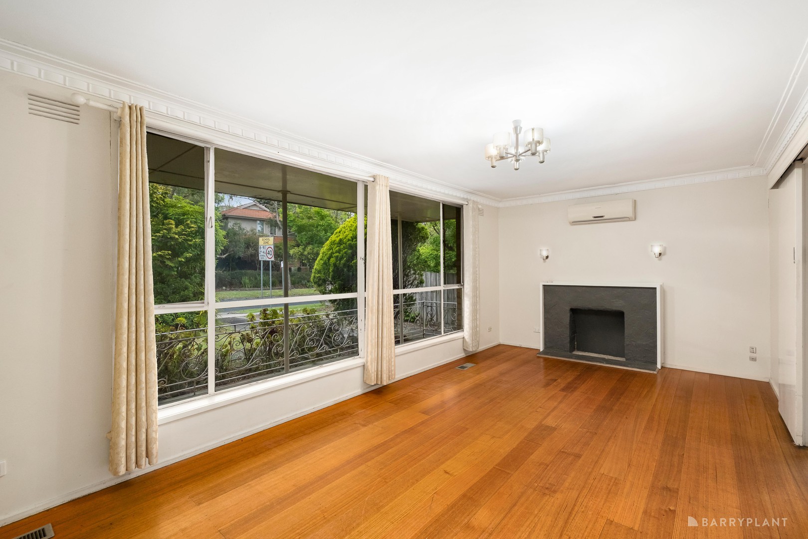 72 Mullum Mullum Road, Ringwood, VIC 3134, Ringwood - Thumbnail 3