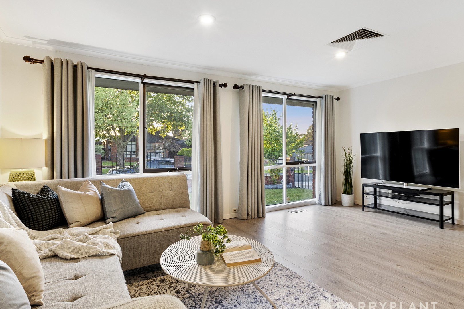 72 Murray Crescent, Rowville, VIC 3178, Rowville - Thumbnail 3