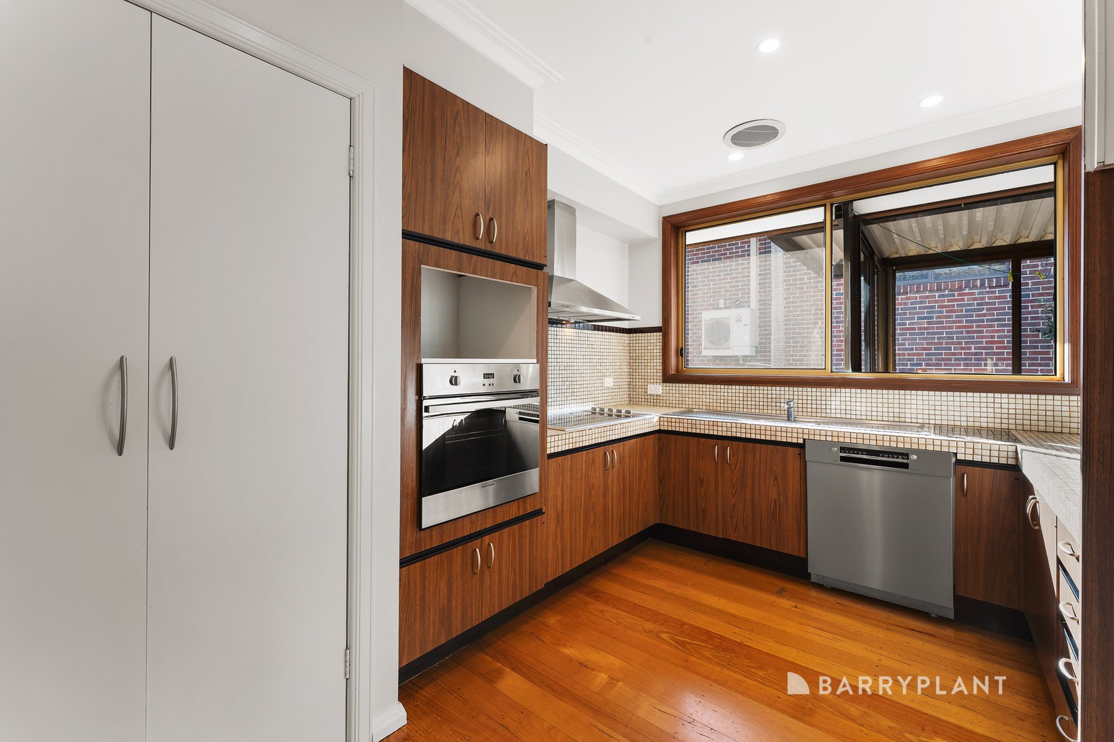 72 Olympus Drive, Templestowe Lower, VIC 3107, Templestowe Lower - Thumbnail 4