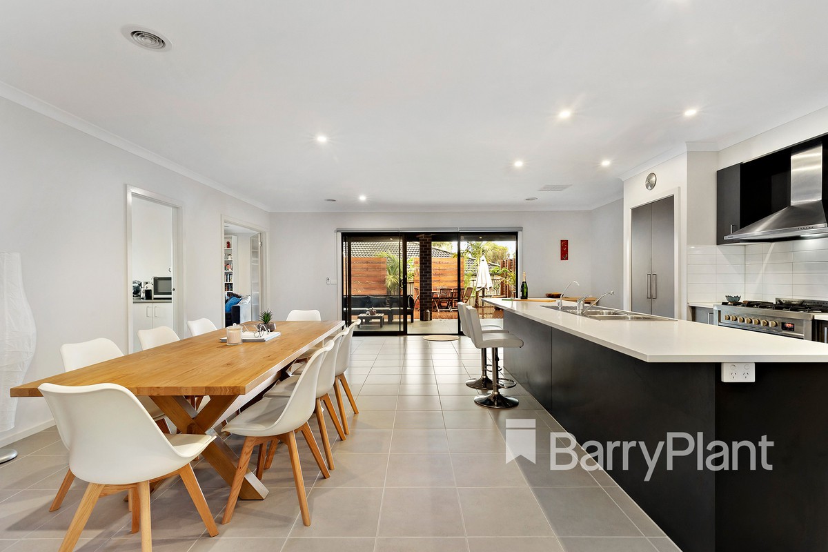 72 Parkedge Circuit, Rosebud, VIC 3939, Rosebud - Thumbnail 5