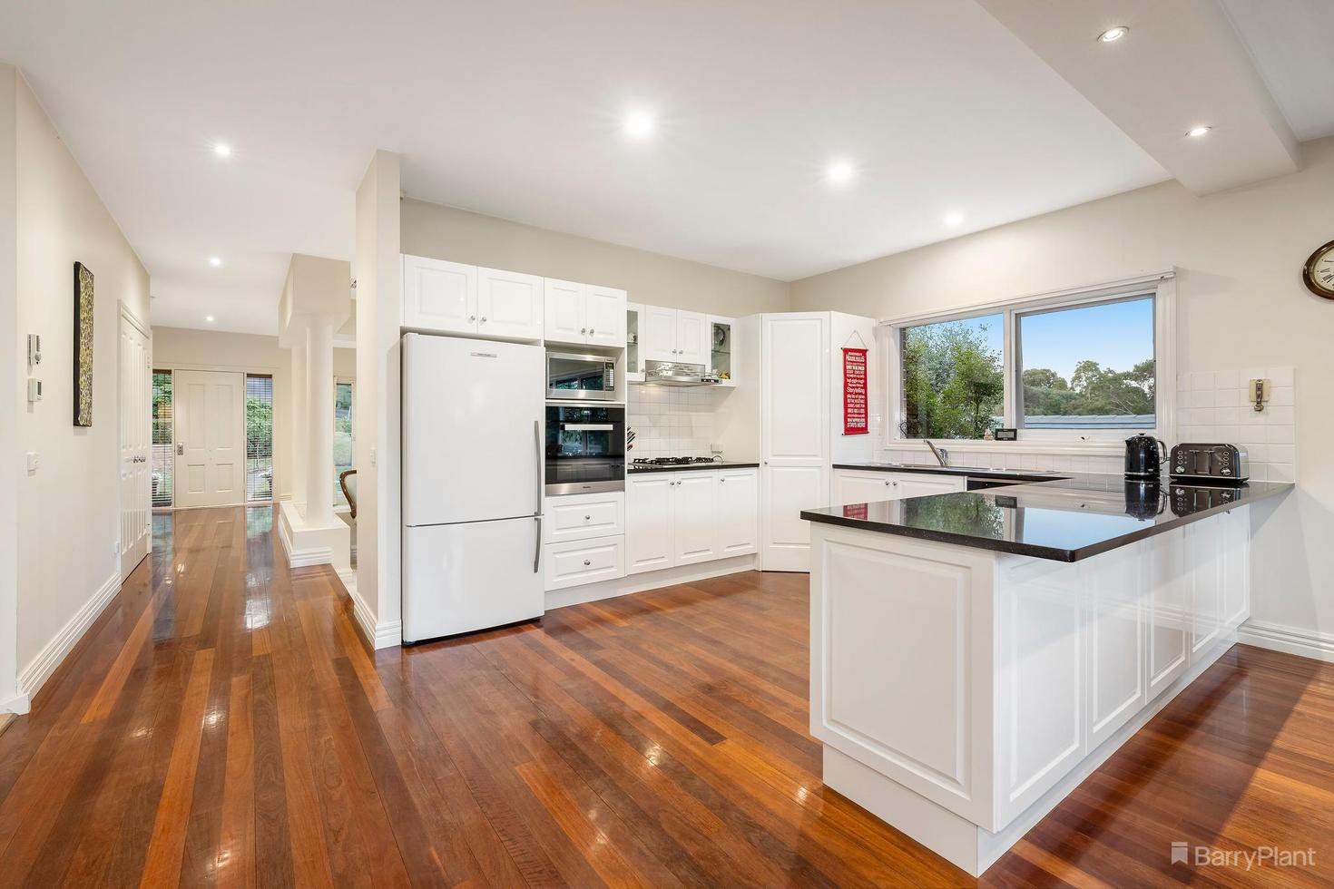 72 Porter Street, Eltham, VIC 3095, Eltham - Thumbnail 3