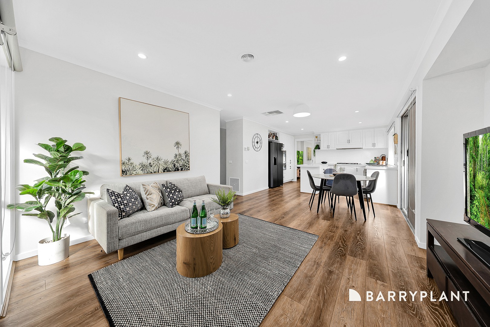 72 Prince Of Wales Avenue, Mill Park, VIC 3082, Mill Park - Thumbnail 5