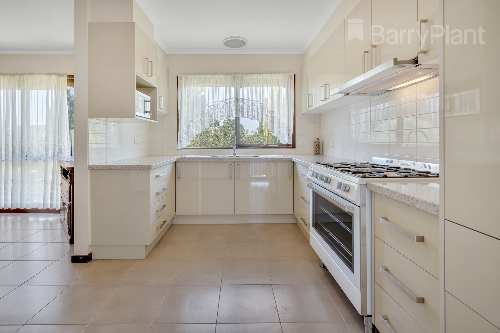 72 Radford Road, Reservoir, VIC 3073, Reservoir - Thumbnail 8