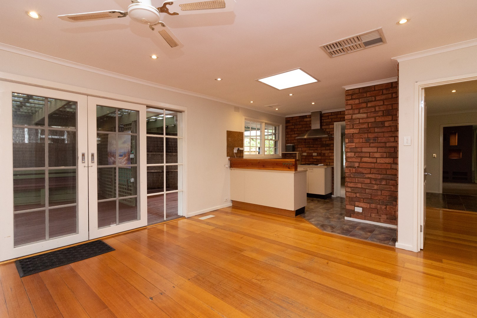 72 Towerhill  Road, Frankston, VIC 3199 - Thumbnail 1 - 27/06/2023