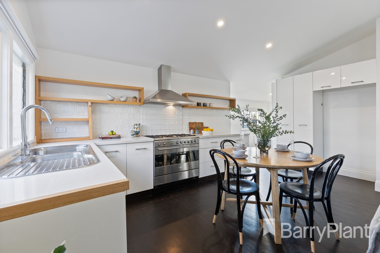 720 Laurie Street, Mount Pleasant, VIC 3350, Mount Pleasant - Thumbnail 4