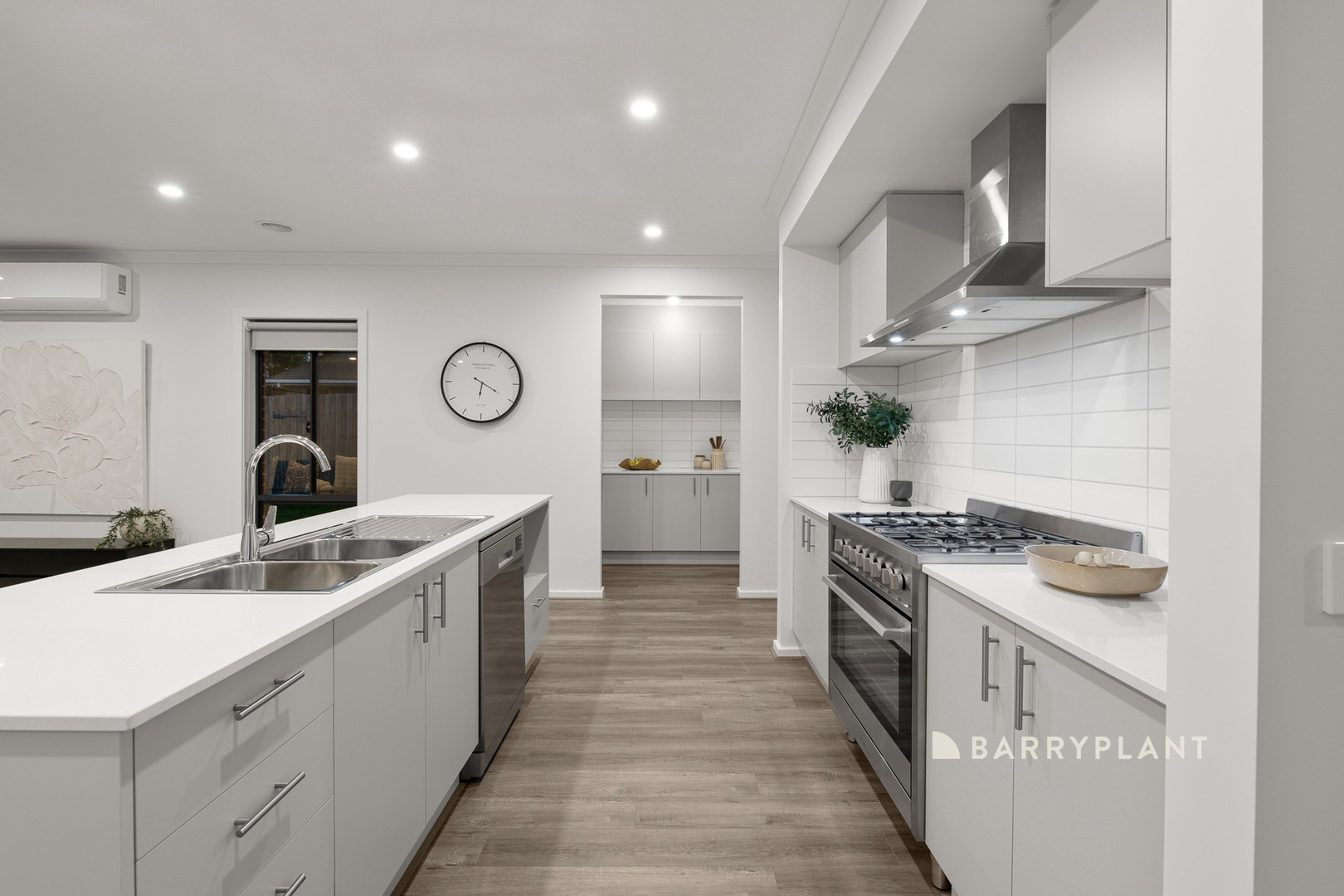 72A Weebar Road, Drouin, VIC 3818, Drouin - Thumbnail 5