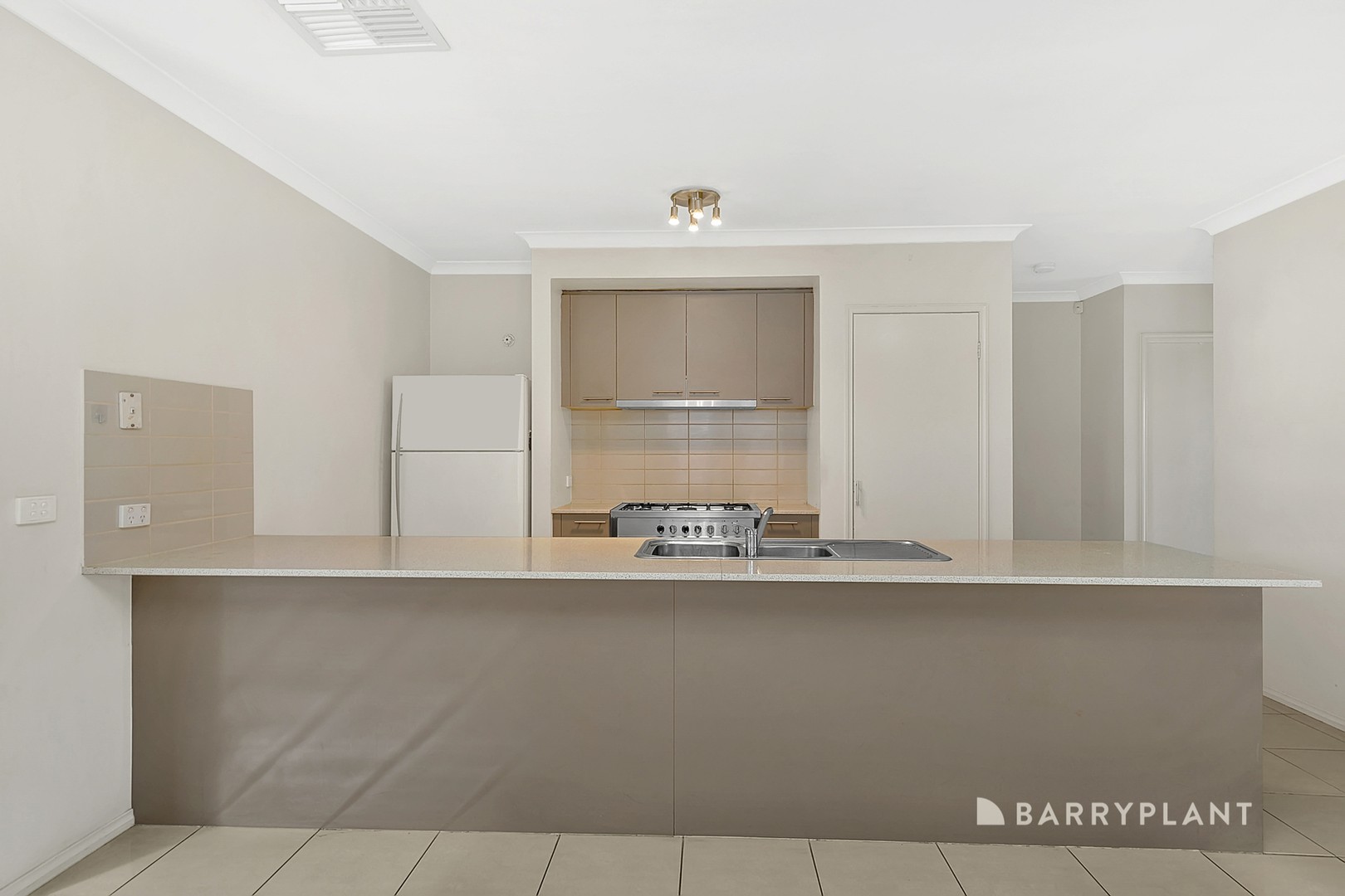 73 Allumba Way, Wollert, VIC 3750, Wollert - Thumbnail 3