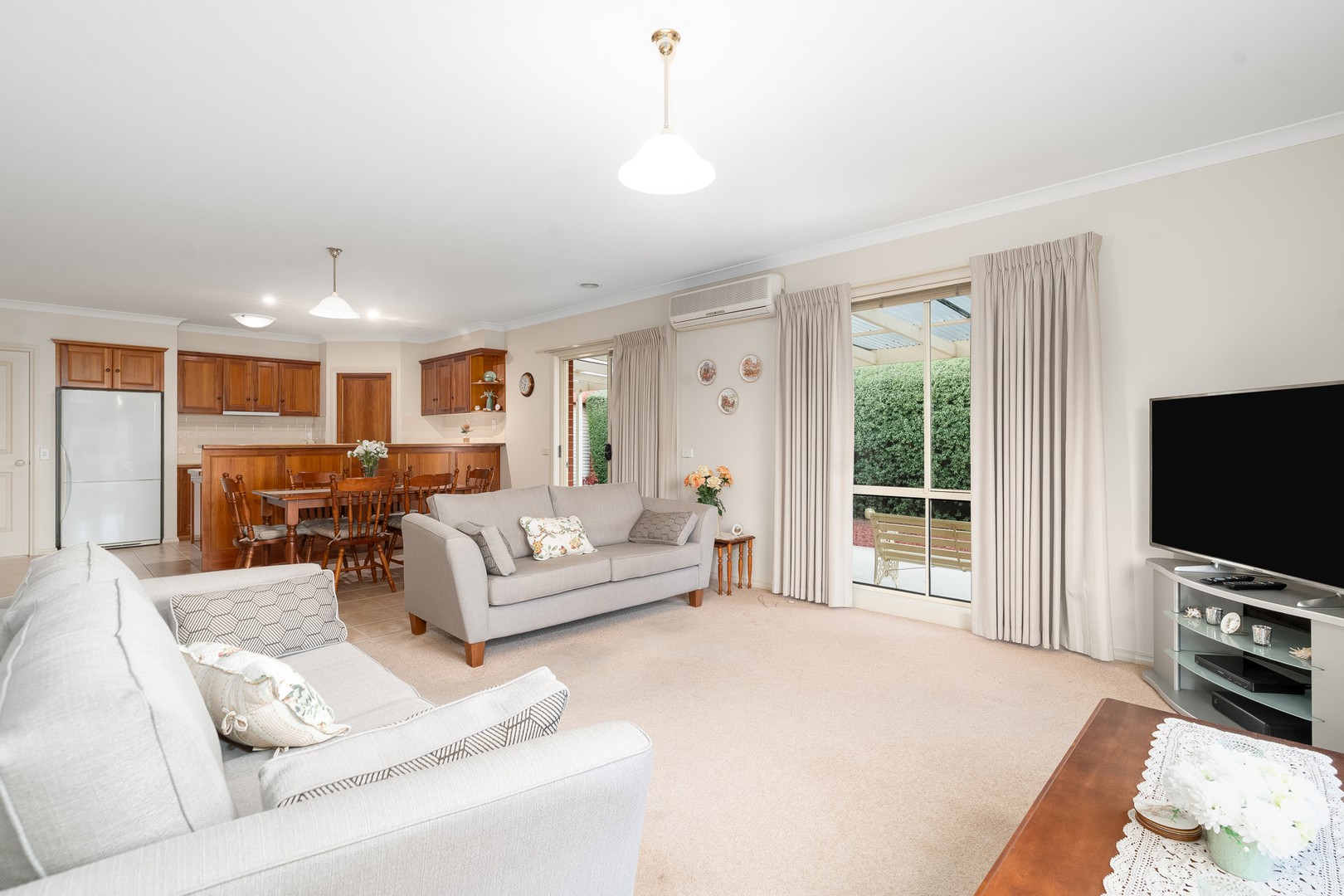 73 Augustine Drive, Highton, VIC 3216, Highton - Thumbnail 3