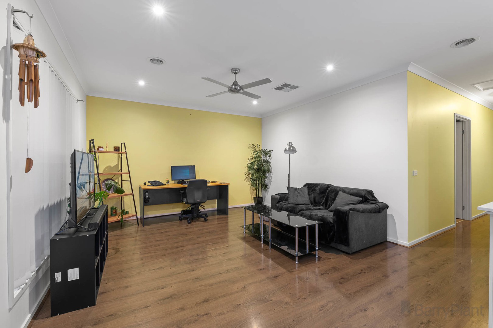 73 Belmont Crescent, Pakenham, VIC 3810, Pakenham - Thumbnail 5
