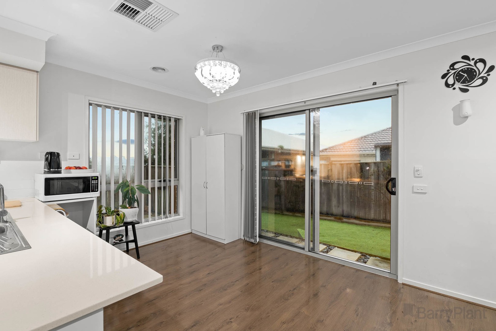 73 Belmont Crescent, Pakenham, VIC 3810, Pakenham - Thumbnail 7