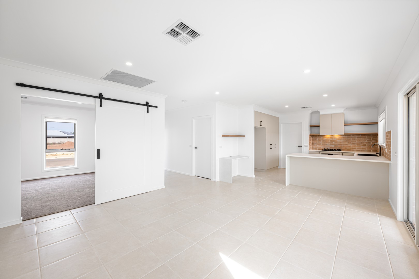 73 Betty Krake Drive, Red Cliffs, VIC 3496, Red Cliffs - Thumbnail 4
