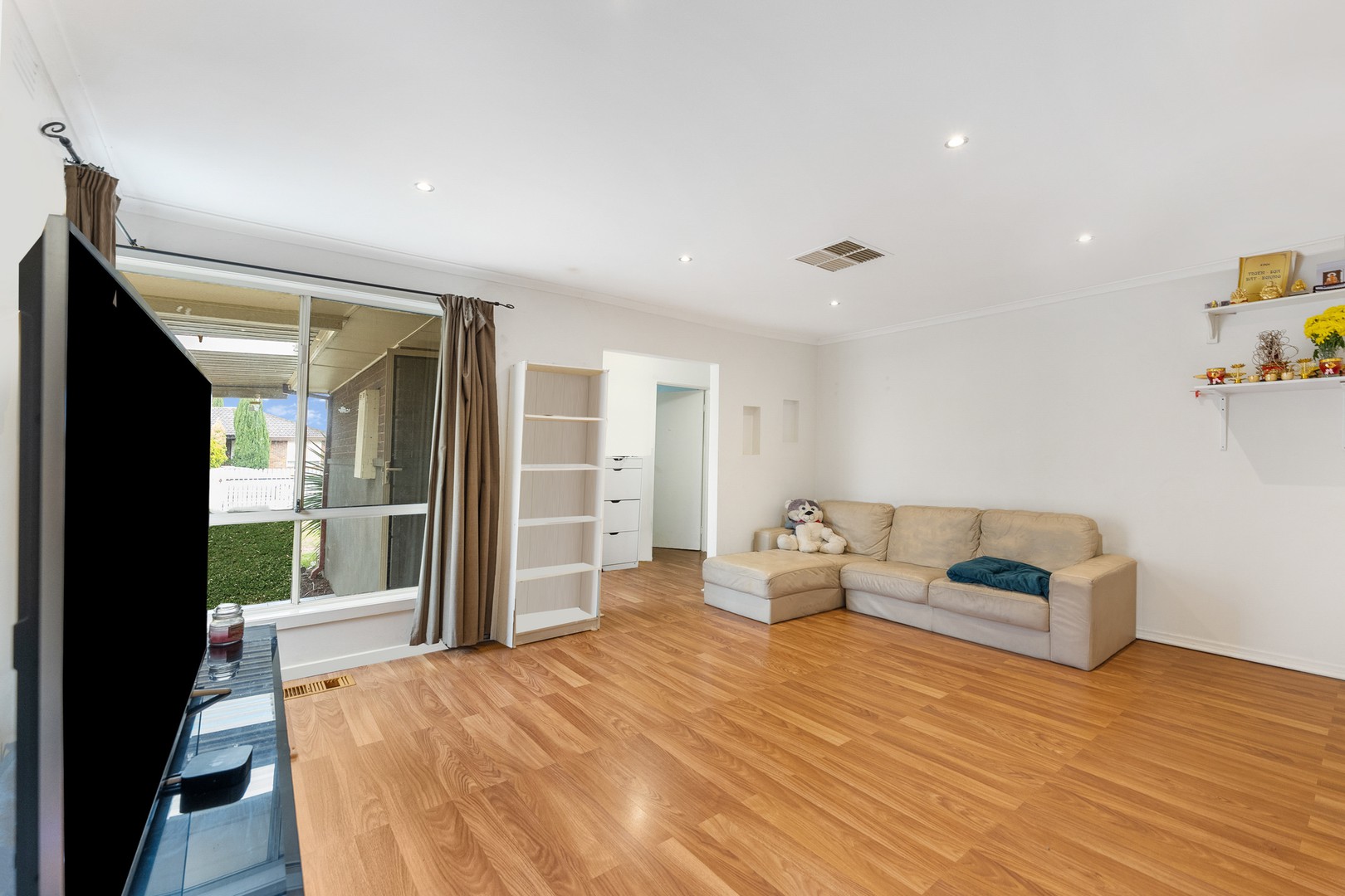 73 Birchwood BoulevardDeer Park, VIC 3023, Deer Park - Thumbnail 4