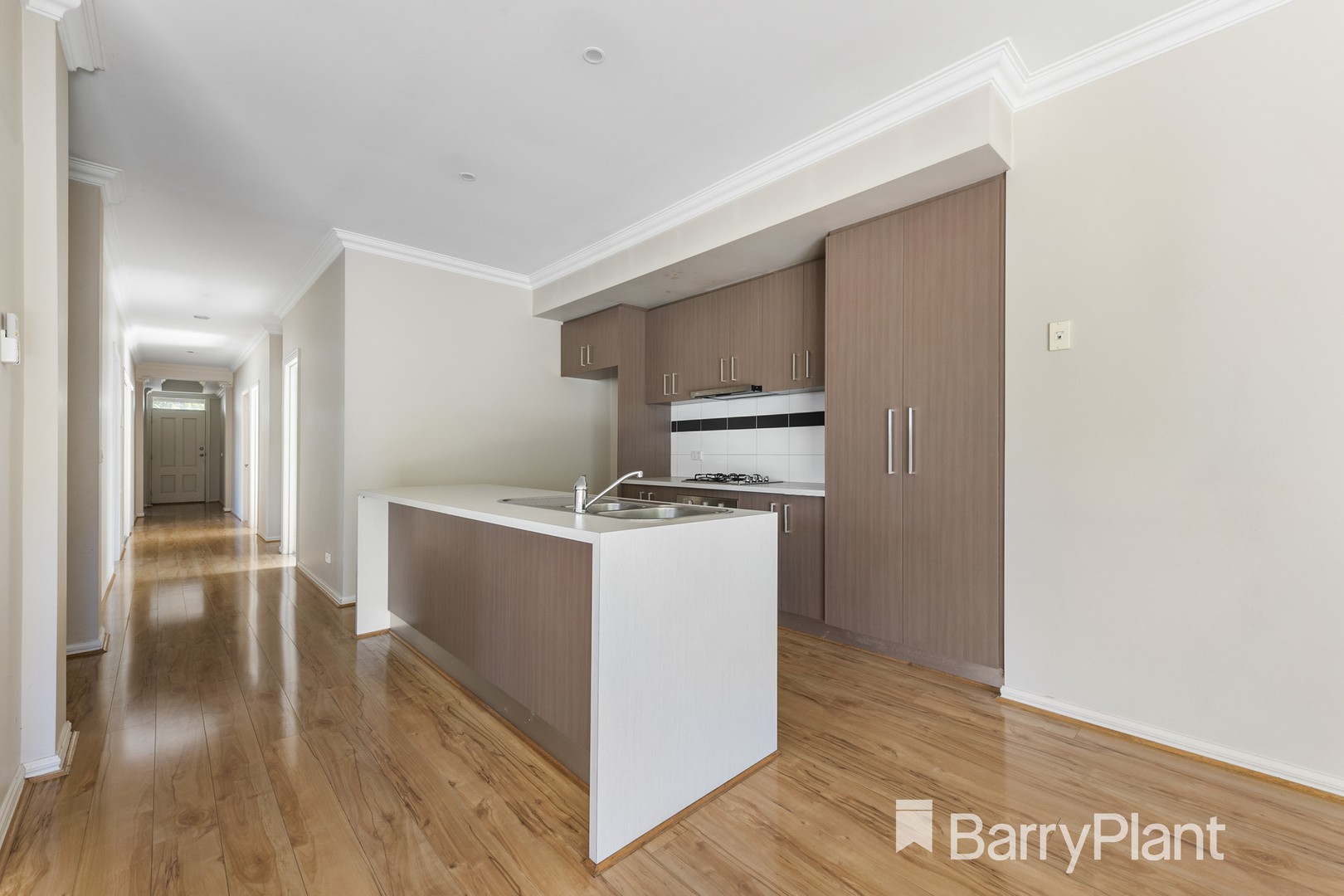 73 Bronson Circuit, Hoppers Crossing, VIC 3029, Hoppers Crossing - Thumbnail 4
