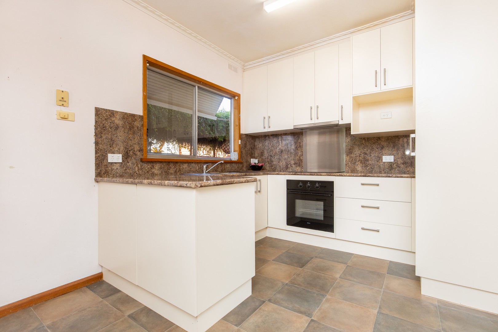 73 Chaffey Street, Merbein, VIC 3505, Merbein - Thumbnail 2