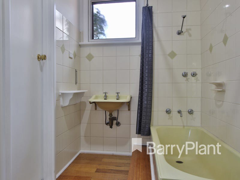 73 Dalton Street, Eltham, VIC 3095, Eltham - Thumbnail 8