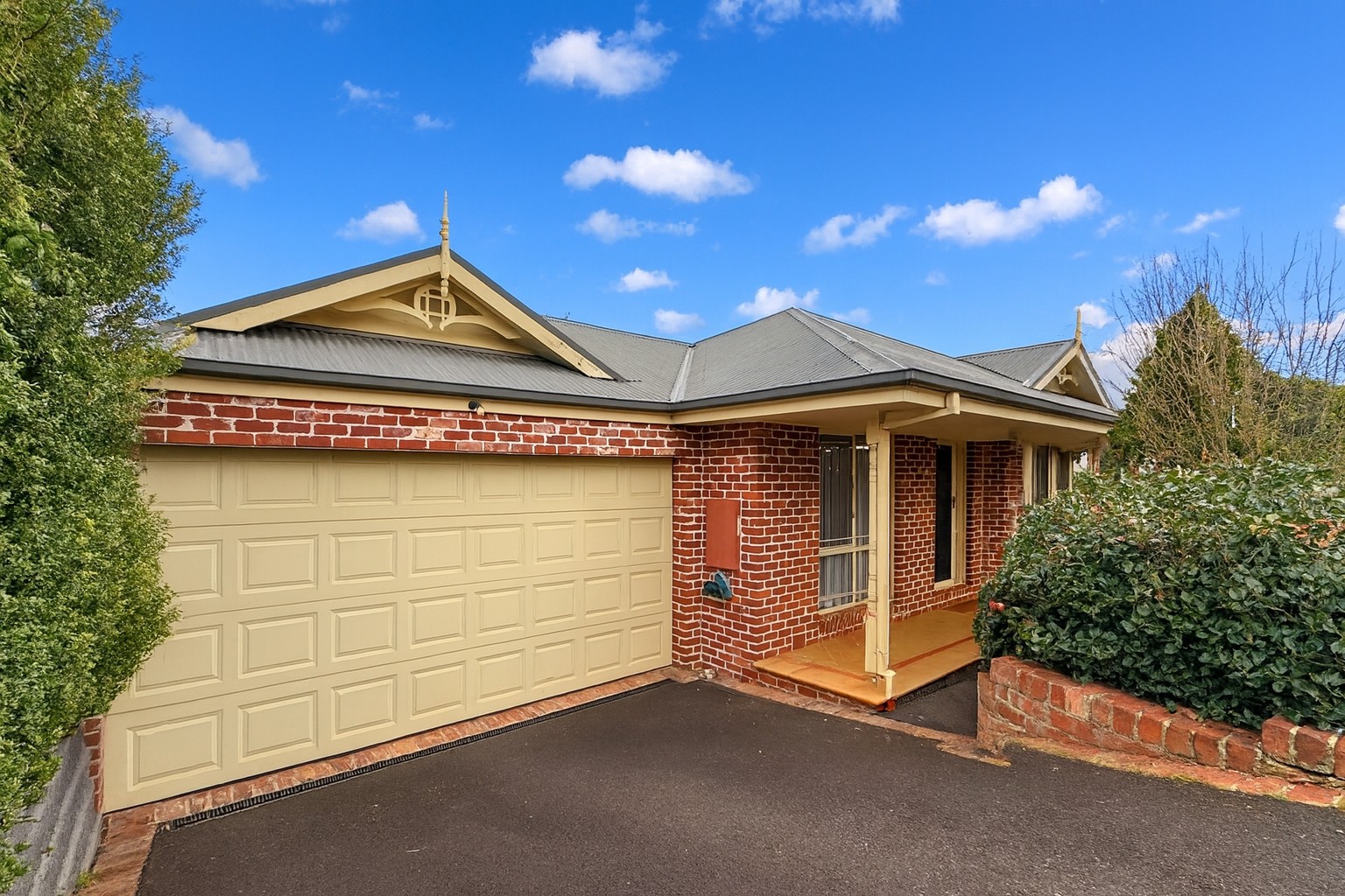 73 Gloucester Avenue, Berwick, VIC 3806, Berwick - Thumbnail 2