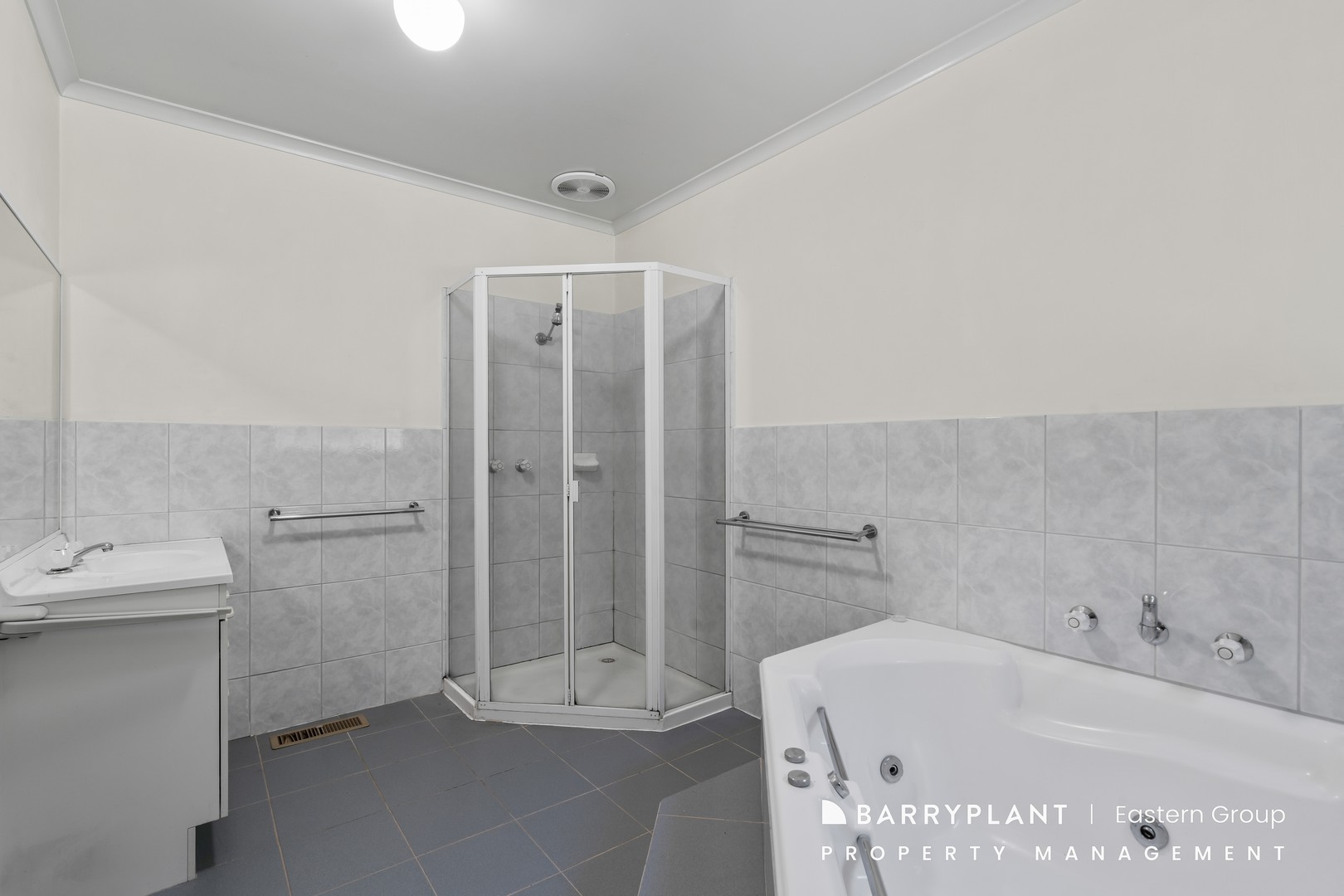 73 Gracedale Avenue, Ringwood East, VIC 3135, Ringwood East - Thumbnail 8