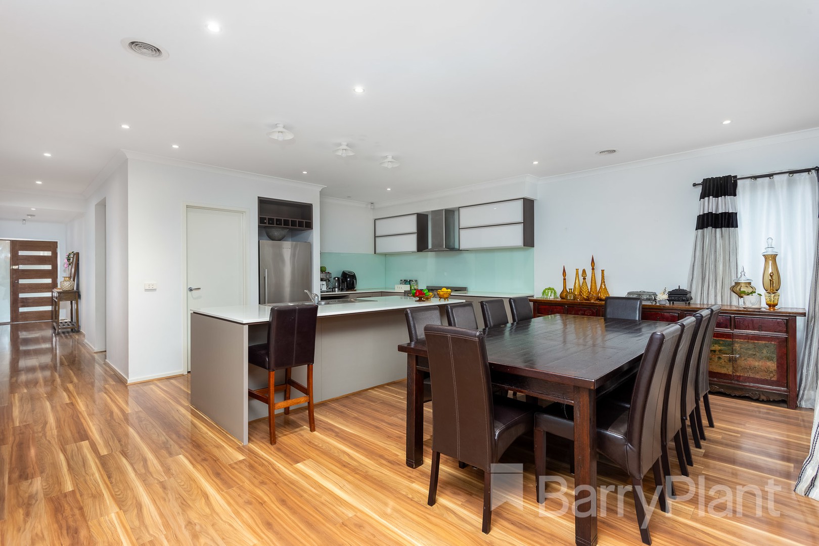 73 Hargrave Avenue, Point Cook, VIC 3030, Point Cook - Thumbnail 3