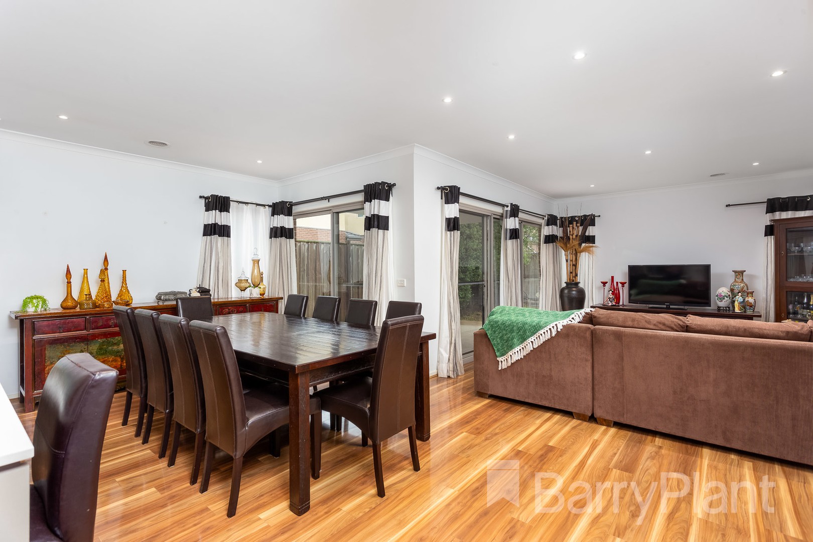 73 Hargrave Avenue, Point Cook, VIC 3030, Point Cook - Thumbnail 4