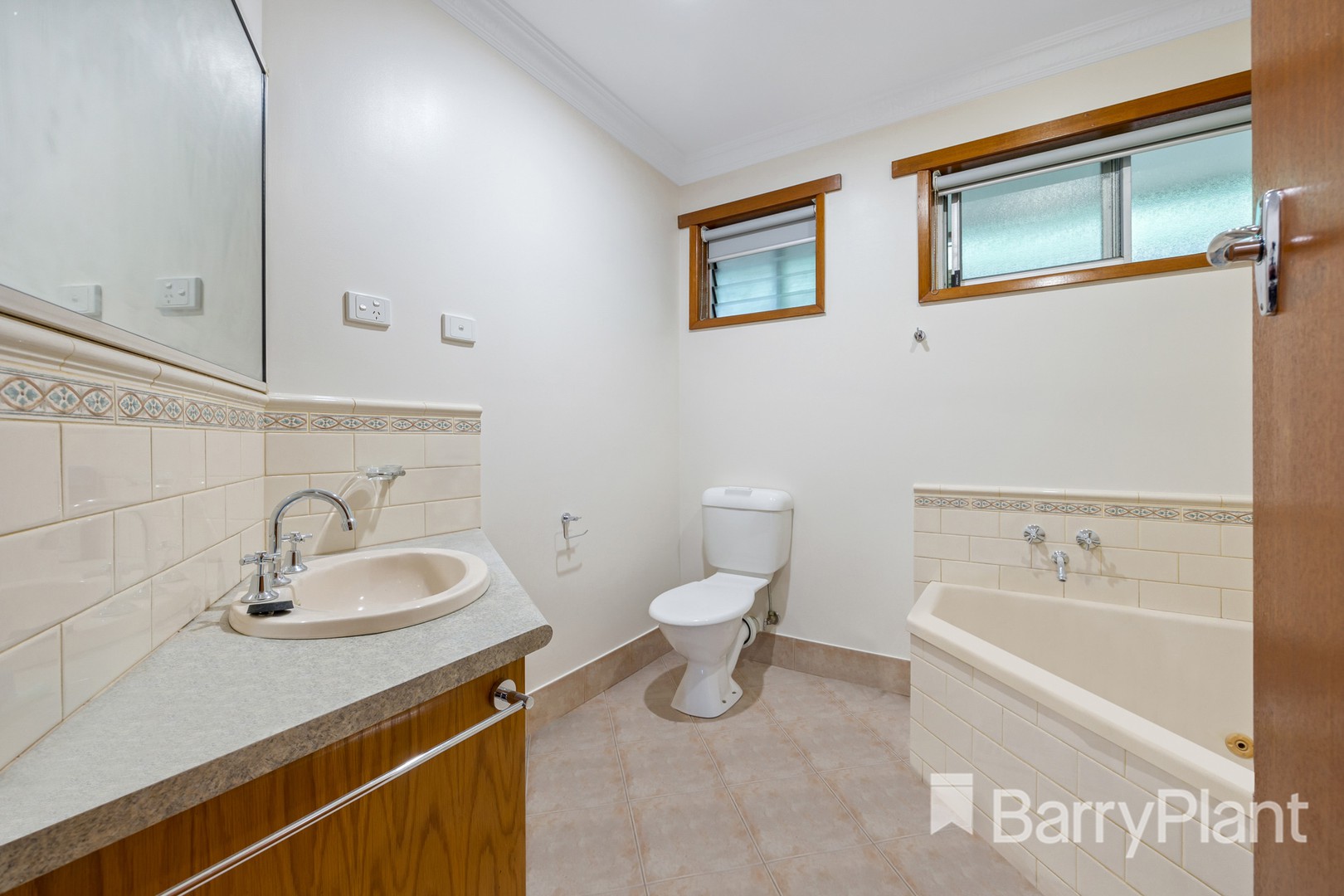 73 Inkerman Street, Maryborough, VIC 3465, Maryborough - Thumbnail 7