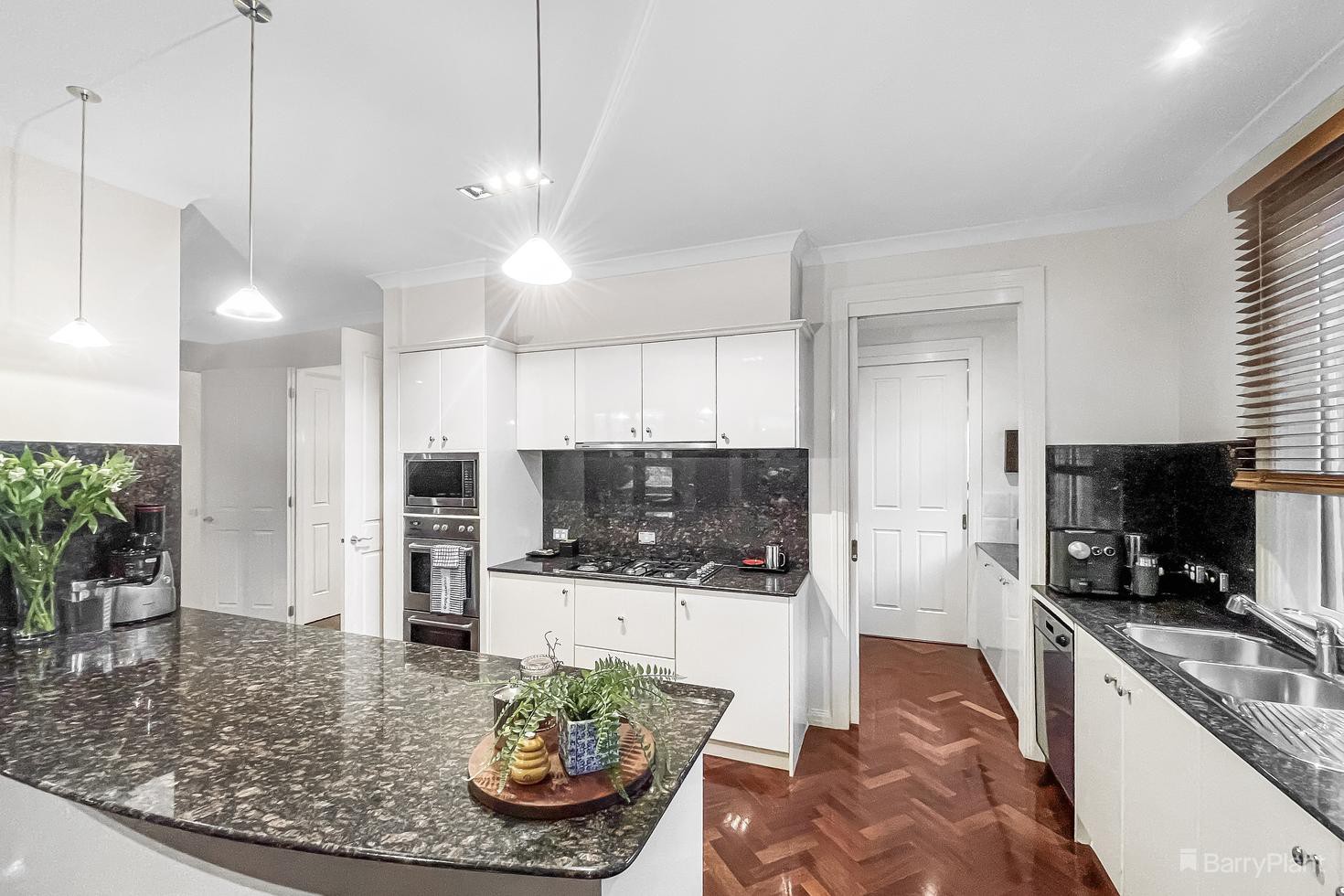 73 Kalbar Road, Eltham, VIC 3095, Eltham - Thumbnail 5