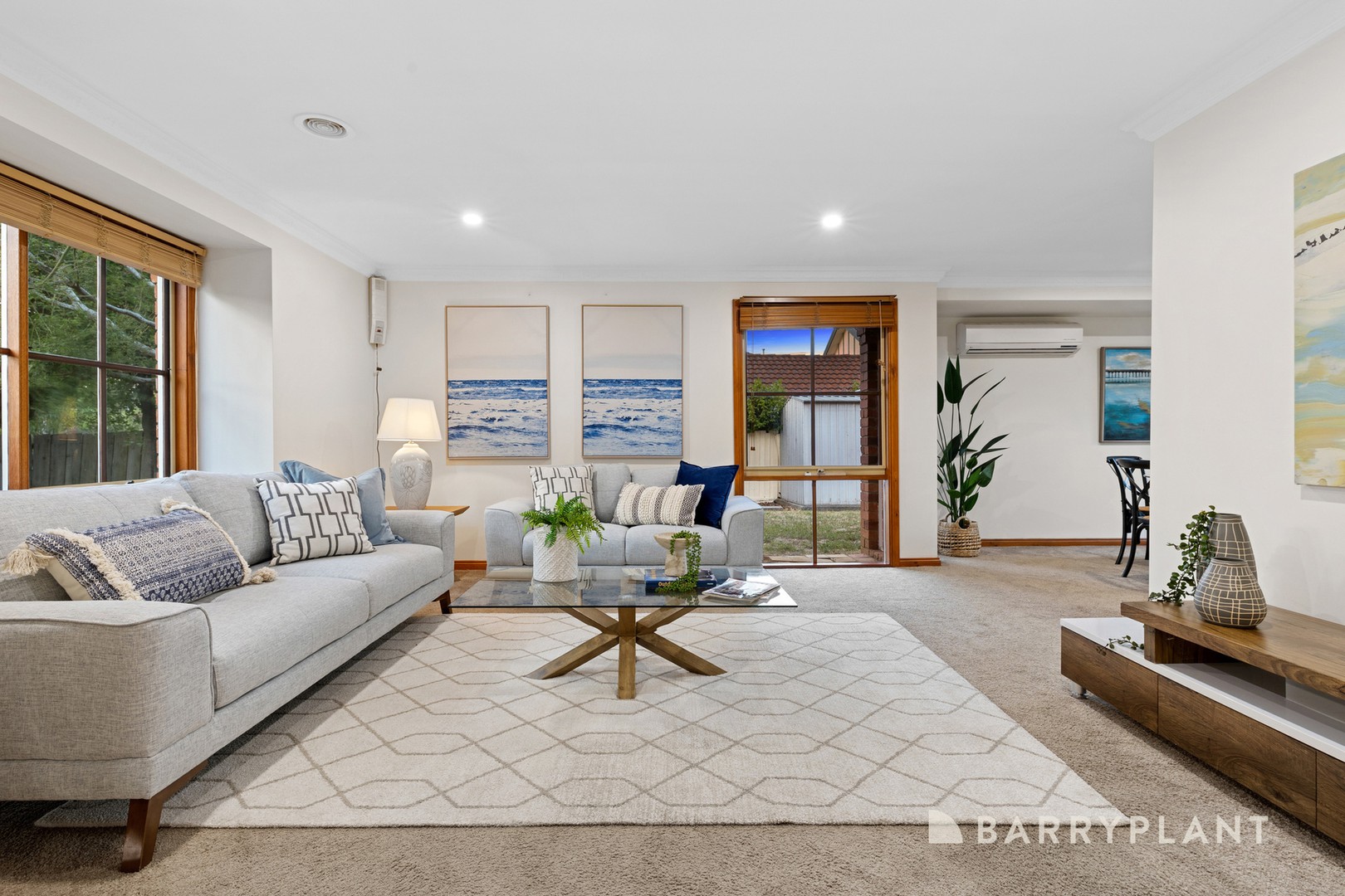 73 Lakewood Drive, Knoxfield, VIC 3180 - Thumbnail 2 - 06/02/2025