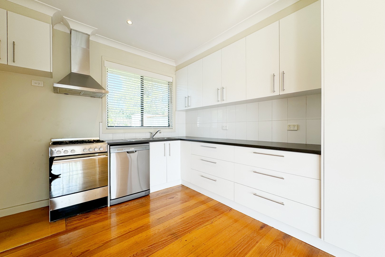 73 Margaret Street, Moe, VIC 3825, Moe - Thumbnail 2