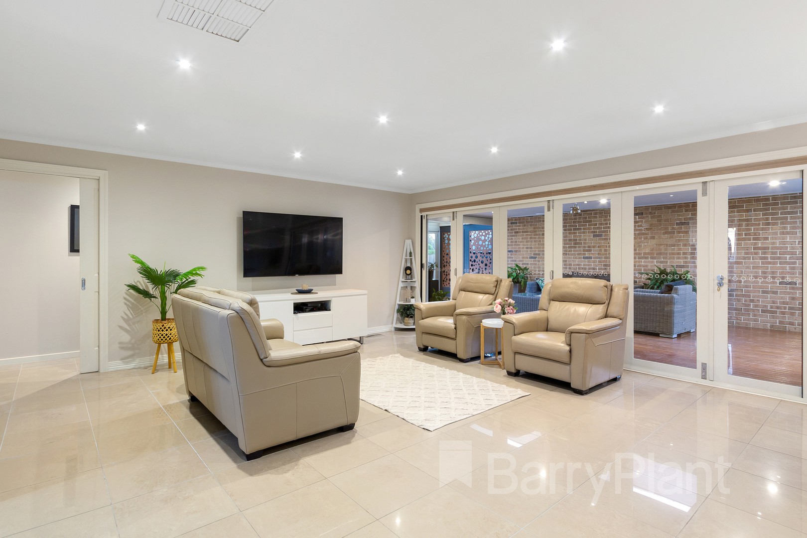 73 Old Orchard DriveWantirna South, VIC 3152, Wantirna South - Thumbnail 4