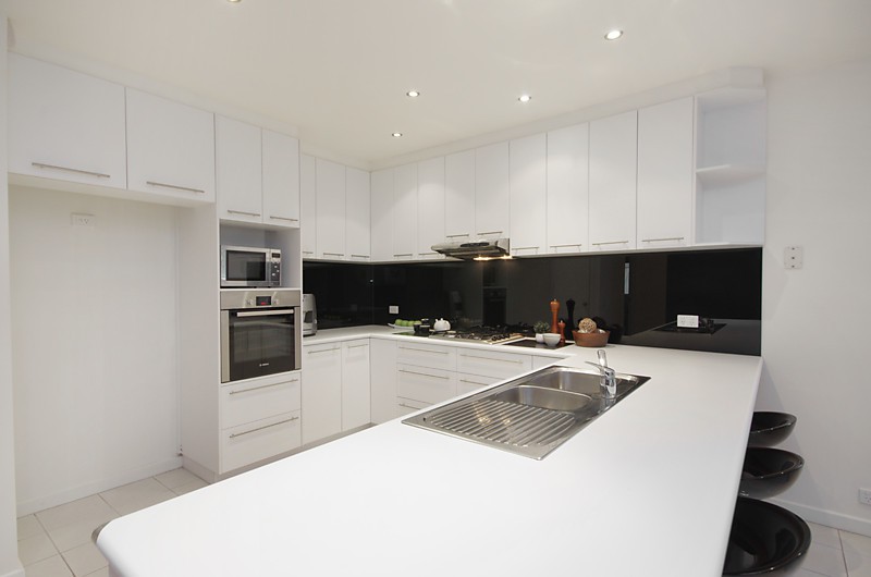 73 Sandringham Parade, Newtown, VIC 3220, Newtown - Thumbnail 2