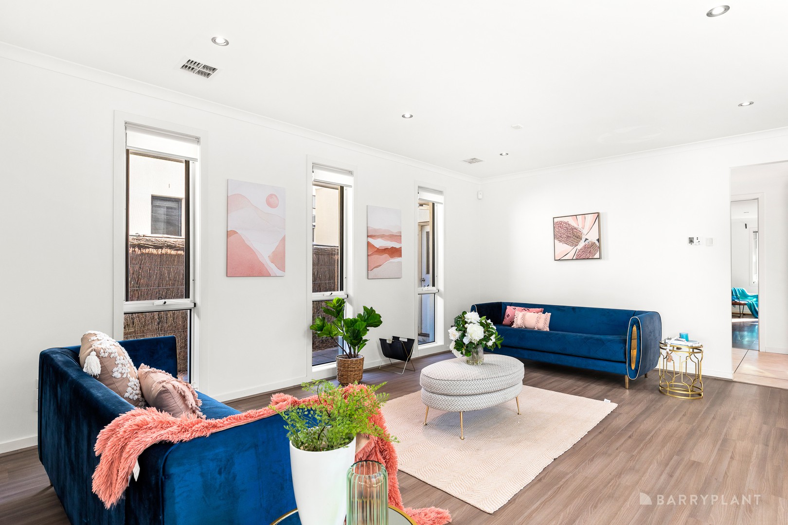 73 Signature Boulevard, Sanctuary Lakes, VIC 3030, Point Cook - Thumbnail 4