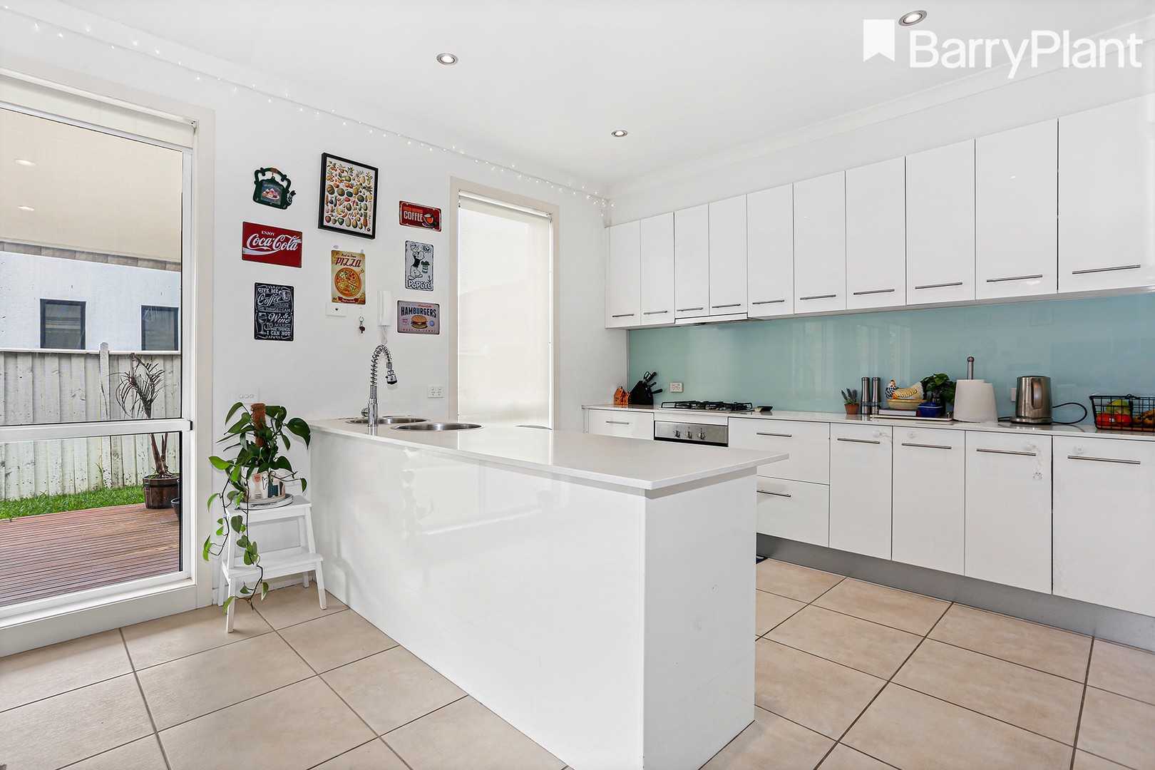 73 Signature Boulevard, Sanctuary Lakes, VIC 3030, Sanctuary Lakes - Thumbnail 5