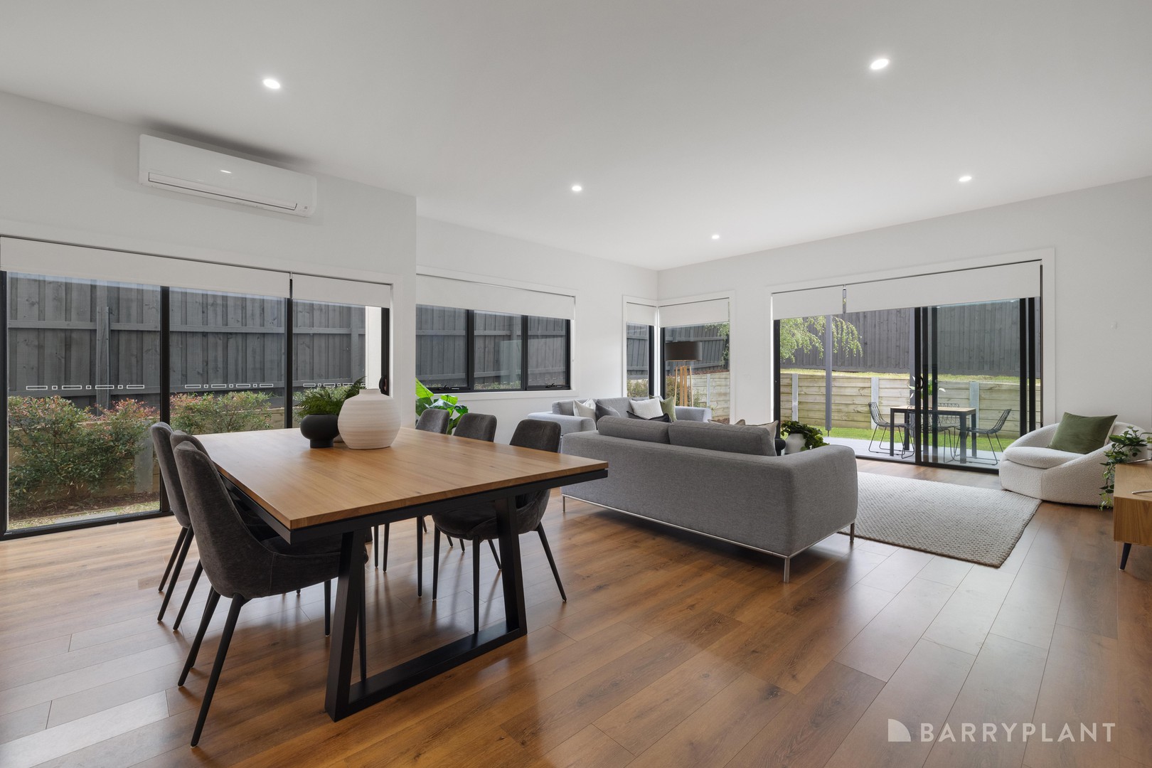 73 Thea Grove, Doncaster East, VIC 3109 - Thumbnail 2 - 07/10/2026