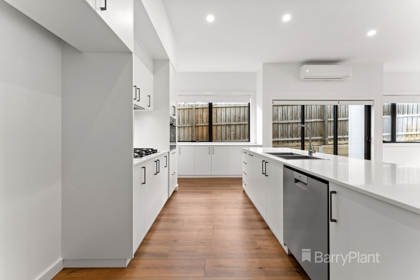 73 Thea Grove, Doncaster East, VIC 3109, Doncaster East - Thumbnail 4