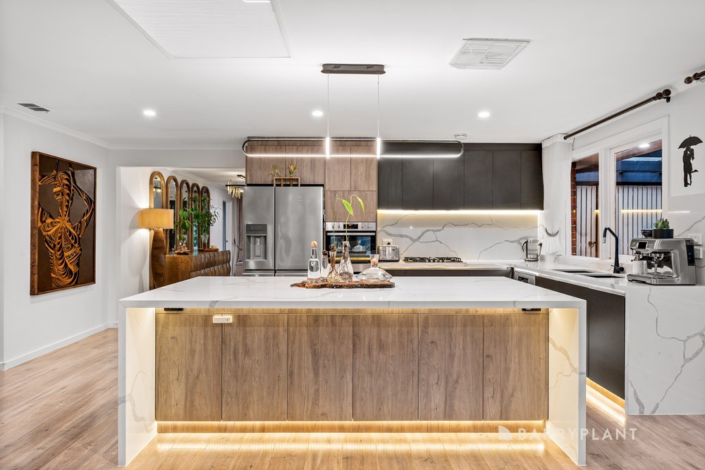 73 Veronica Crescent, Mill Park, VIC 3082, Mill Park - Thumbnail 4