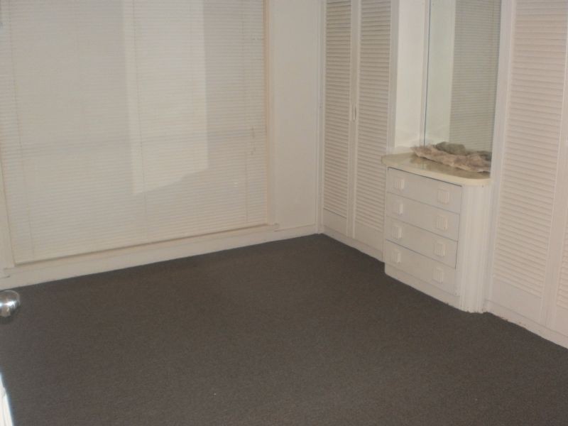 73 Walnut Avenue, Mildura, VIC 3500, Mildura - Thumbnail 4
