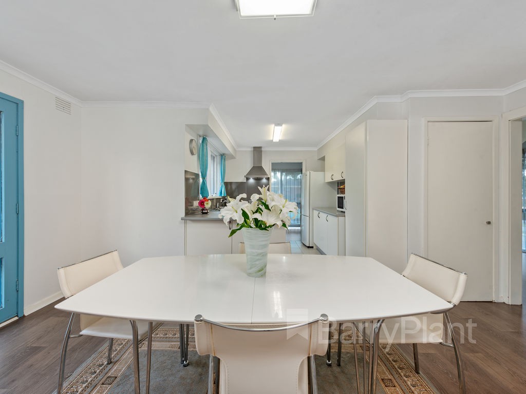 74 Amesbury Avenue, Wantirna, VIC 3152, Wantirna - Thumbnail 6