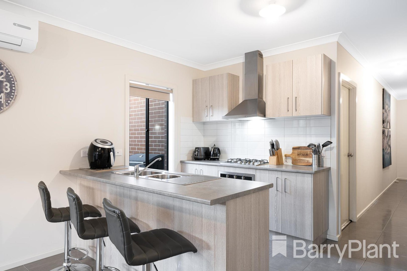 74 Bramley AvenueCharlemont, VIC 3217, Charlemont - Thumbnail 2