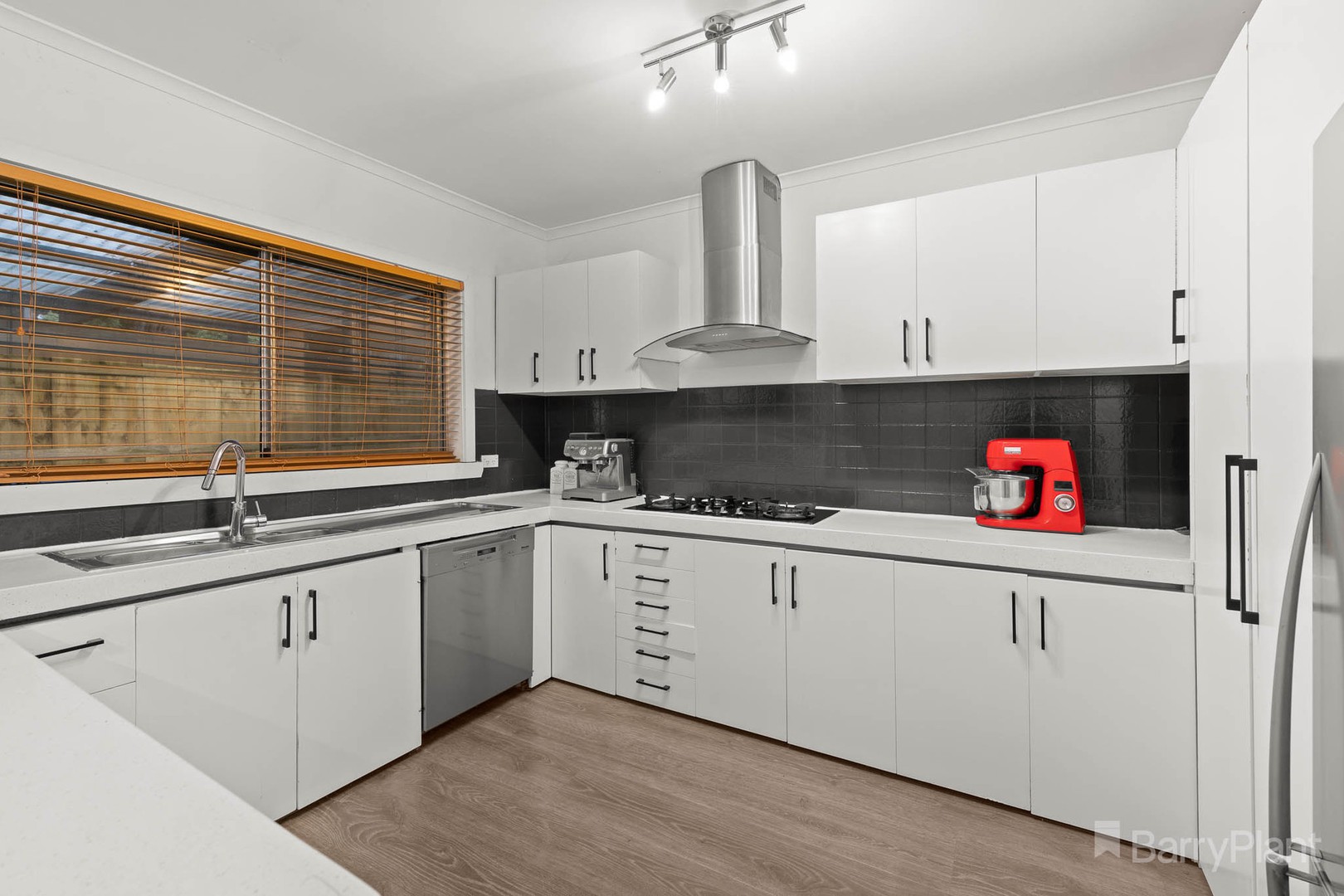 74 Elgin Street, Berwick, VIC 3806, Berwick - Thumbnail 3