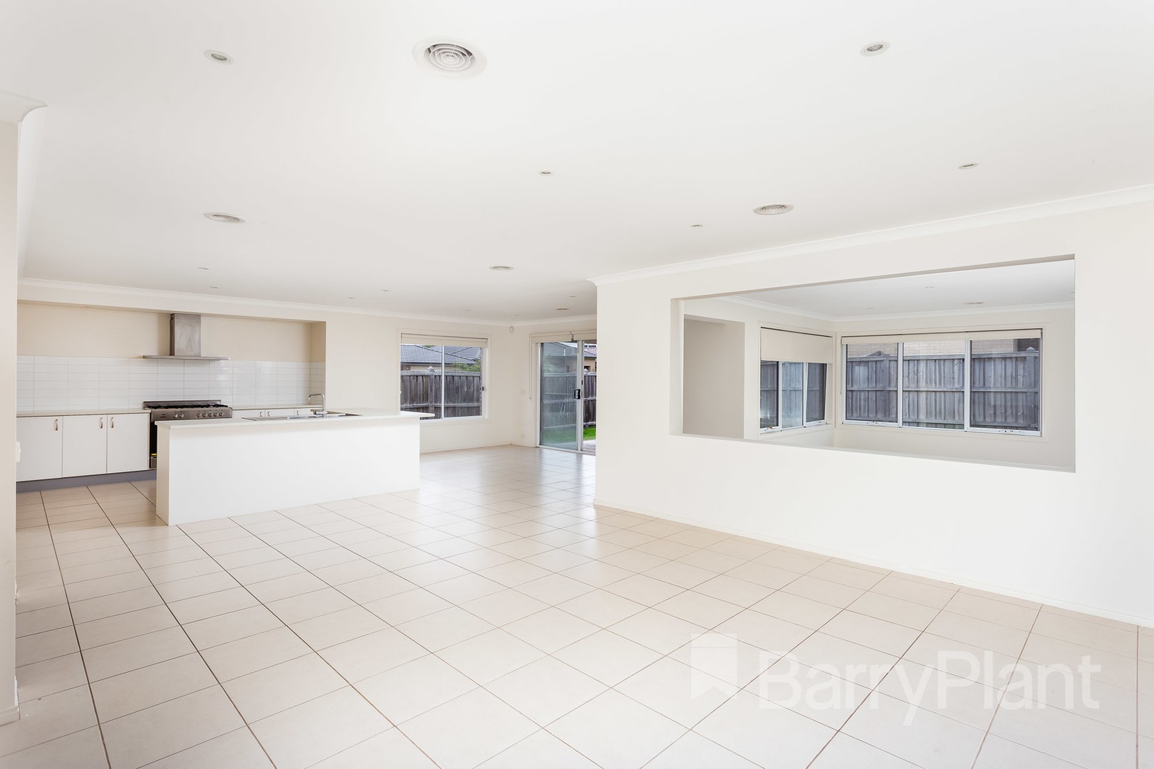74 Fongeo Drive, Point Cook, VIC 3030, Point Cook - Thumbnail 4
