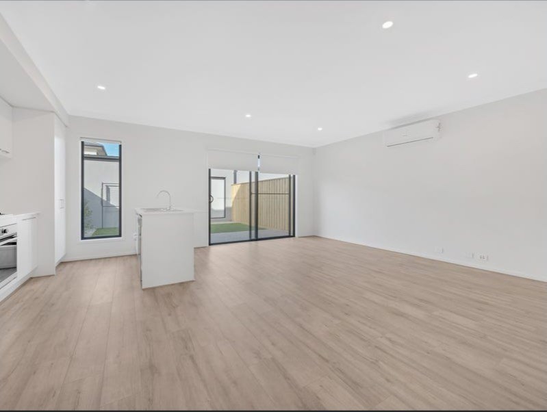 74 Gibsons Circuit, Bonnie Brook, VIC 3335, Bonnie Brook - Thumbnail 2
